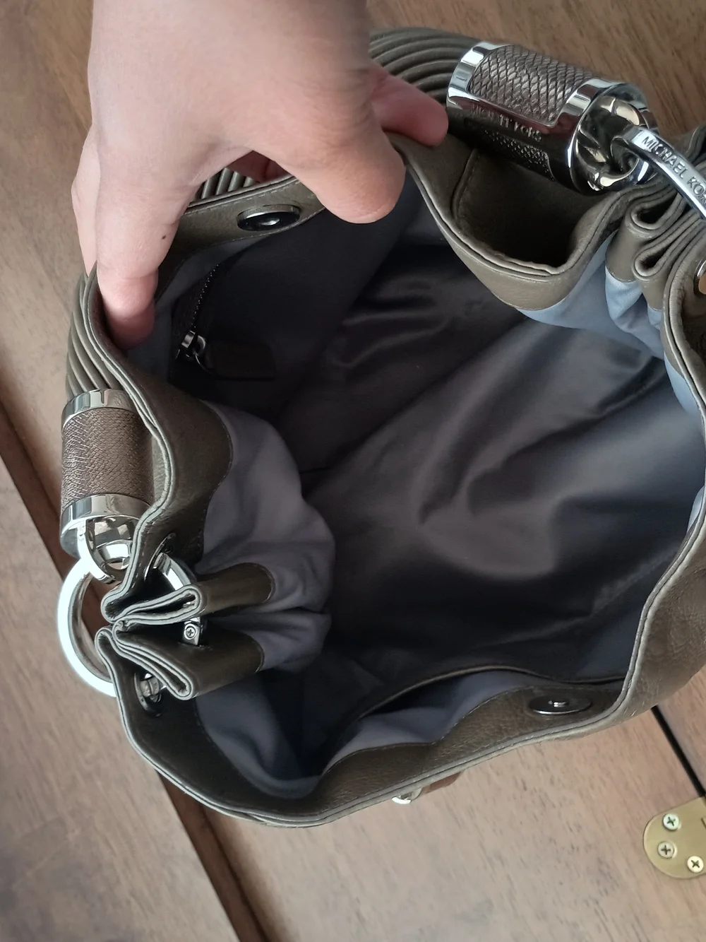 Michael Kors Collection Tonne Taupe Shoulder Hobo Bag